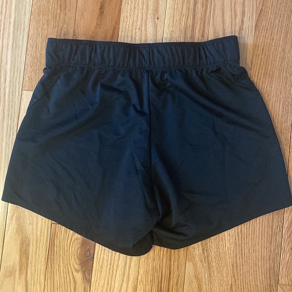 Nike Black Athletic Shorts - Picture 4 of 4